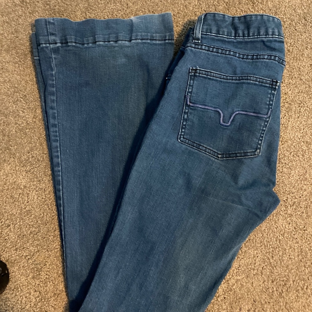 Kimes Ranch flare jeans